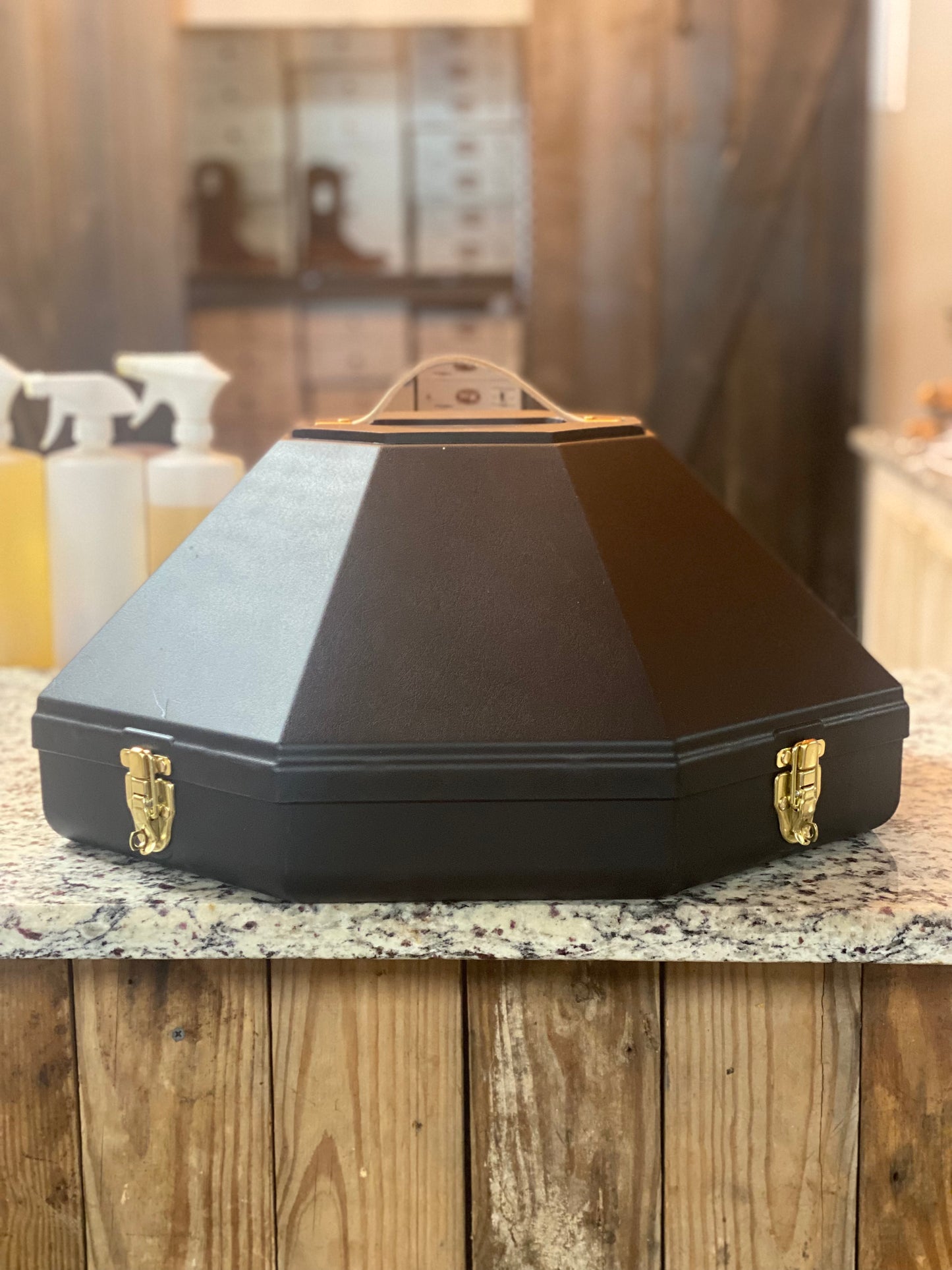 HAT CAN - BLACK