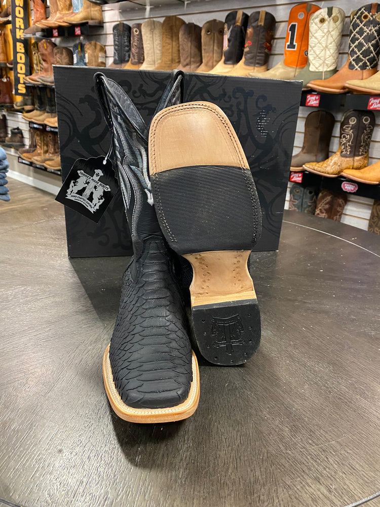 
                  
                    TMX208038- Tanner Mark Exotic Jumbo Python- Black
                  
                