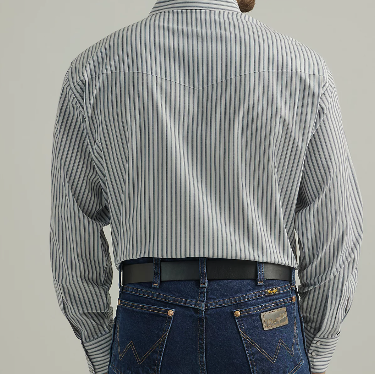 
                  
                    112330344 - Wrangler Men's Classic Shirt
                  
                