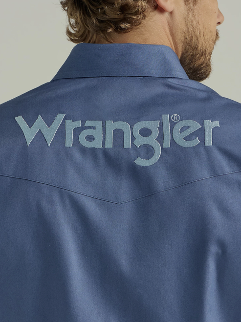 112330340 - Wrangler Men’s Logo LS Western Snap Shirt - Bijou Blue