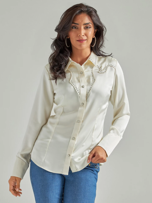 112342521 - Wrangler Women’s Retro Satin Western Shirt - Antique White