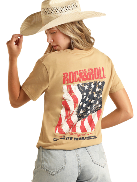 
                  
                    BU21T04429 - UNISEX ROCK & ROLL FLAG GRAPHIC TEE
                  
                