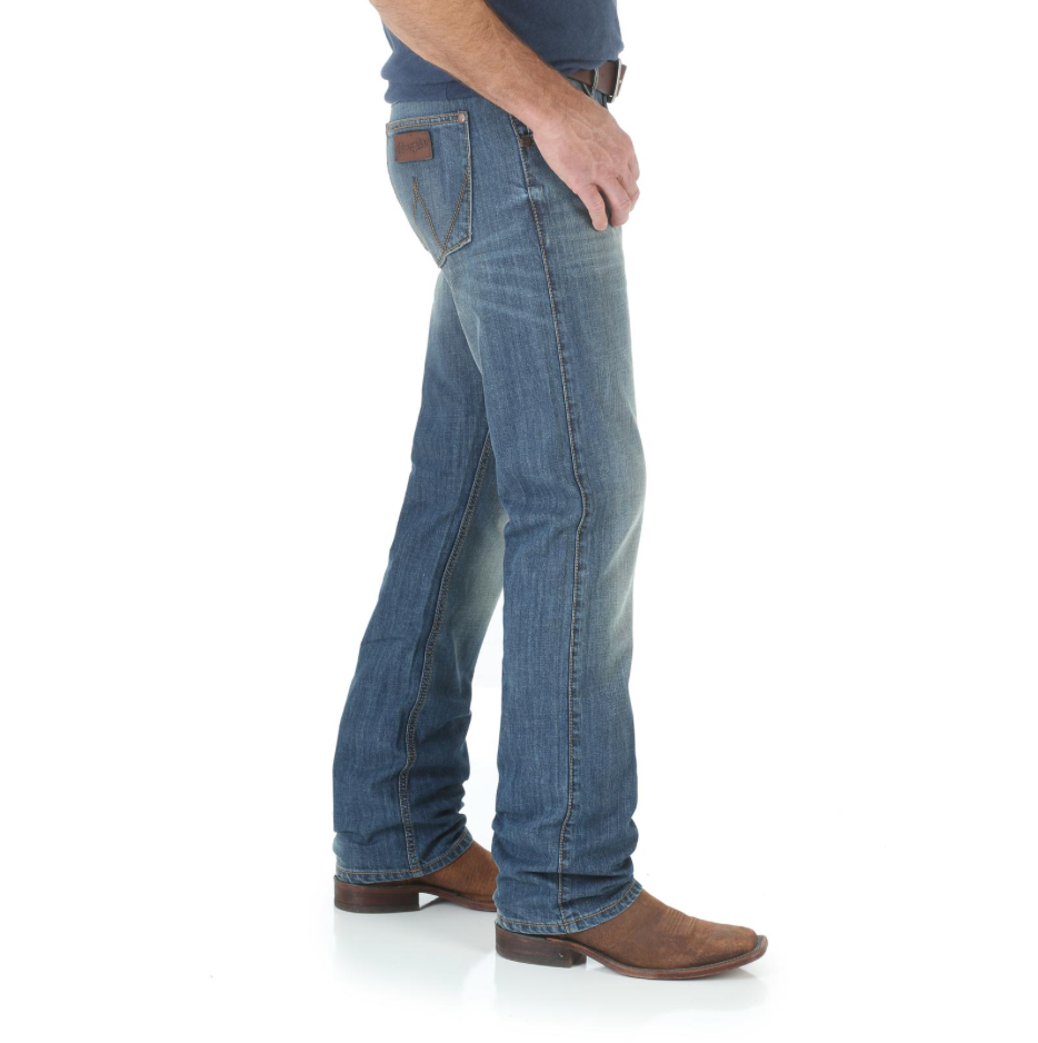 
                  
                    10WLT88CW - Wrangler Retro® Men's Slim  Straight Jean - Cottonwood
                  
                