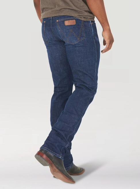 
                  
                    88MWPOW - Wrangler Men's Retro Slim Straight Jean - Oswald
                  
                