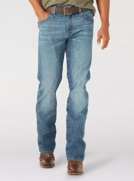 77MWZBO - Wrangler Men's Retro Slim Fit Bootcut Jean - Bokan