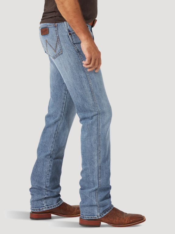 
                  
                    88MWZPB - Wrangler Retro® Men's Slim Straight Jean - Placid Blue
                  
                