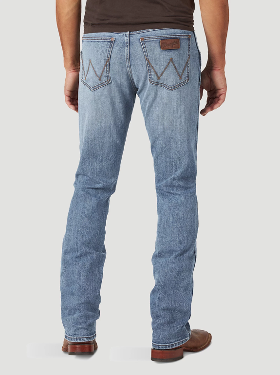 
                  
                    88MWZPB - Wrangler Retro® Men's Slim Straight Jean - Placid Blue
                  
                