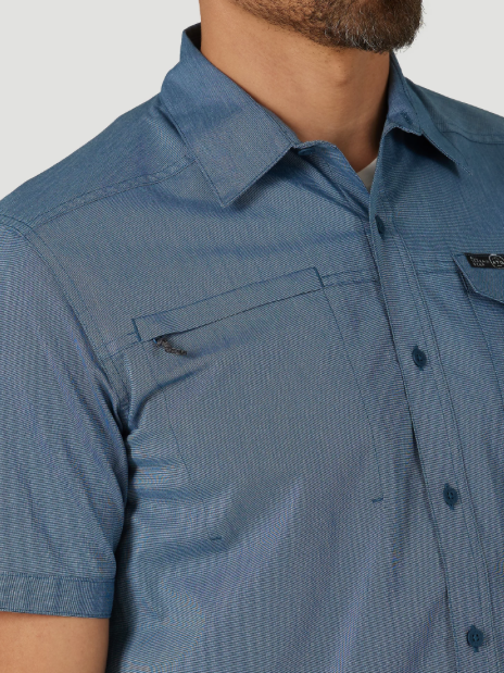 
                  
                    10NSB65GS - Wrangler® ATG Men's Asymmetric Zip Pocket SS Shirt
                  
                