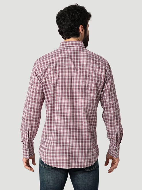 
                  
                    112318687 - Wrangler® Wrinkle Resist LS Western Snap Plaid Shirt- Currantly
                  
                