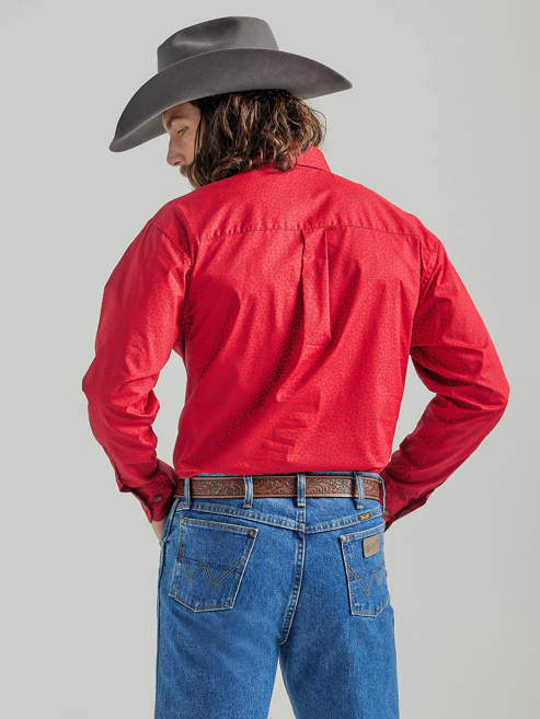 
                  
                    112318997 - Wrangler® George Strait LS Button Up - Red
                  
                