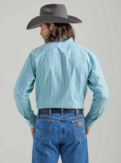 
                  
                    112324947 - Wrangler Men’s George Strait Troubadour LS Western Shirt Snap Shirt - Teal Blue
                  
                