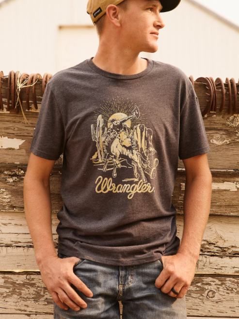 112325738 - Wrangler Men’s Bronco Desert Graphic T-Shirt - Charcoal Heather